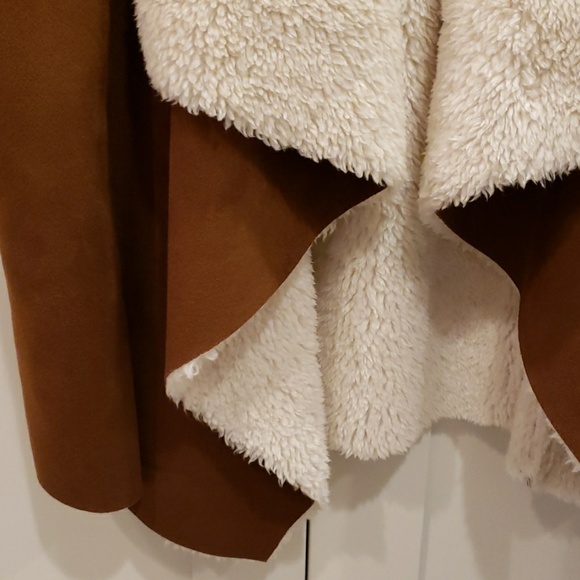 RD Style Kolding Faux Suede Vest, M - Picture 4 of 6